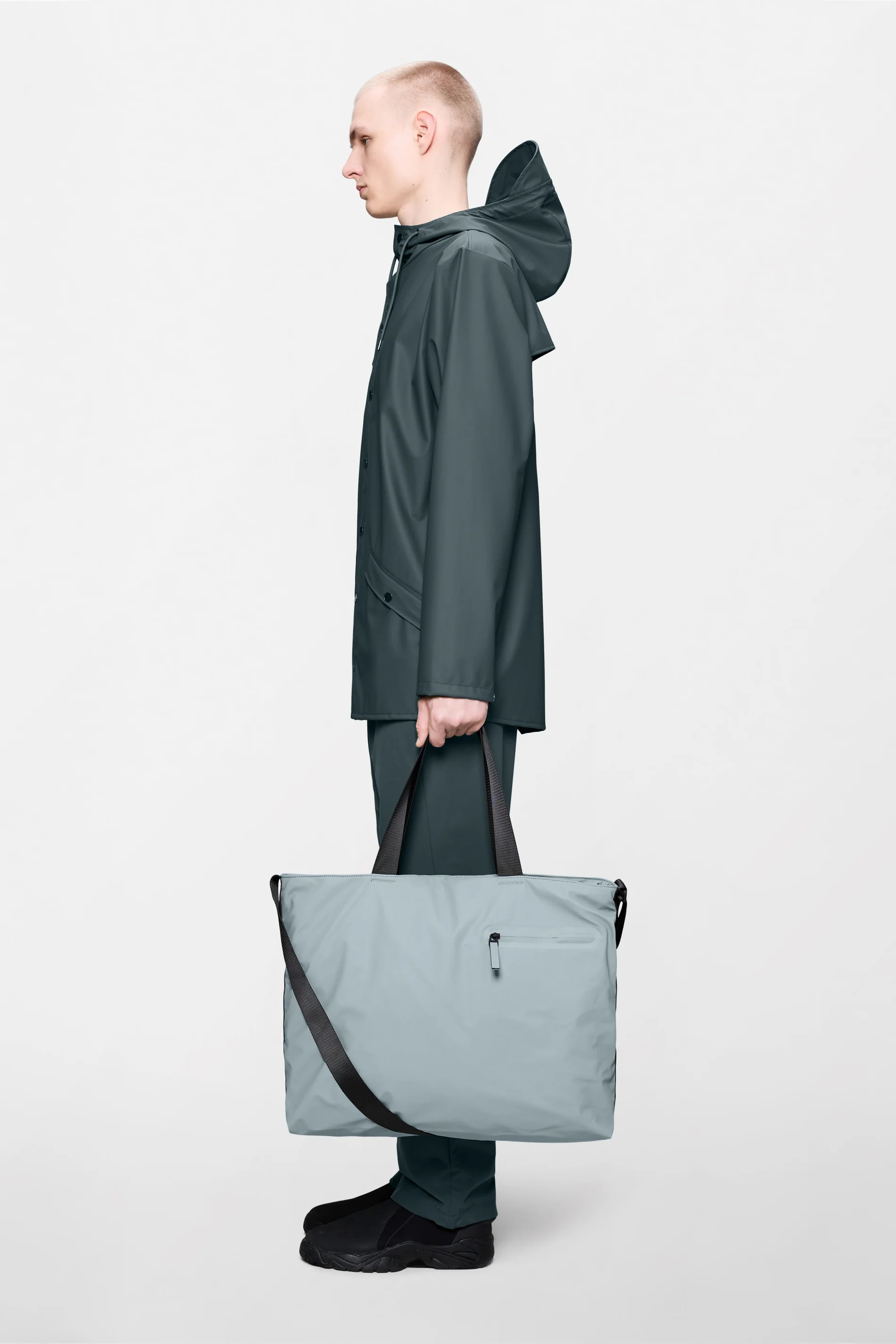 Dash Messenger Tote Bag - Image 8