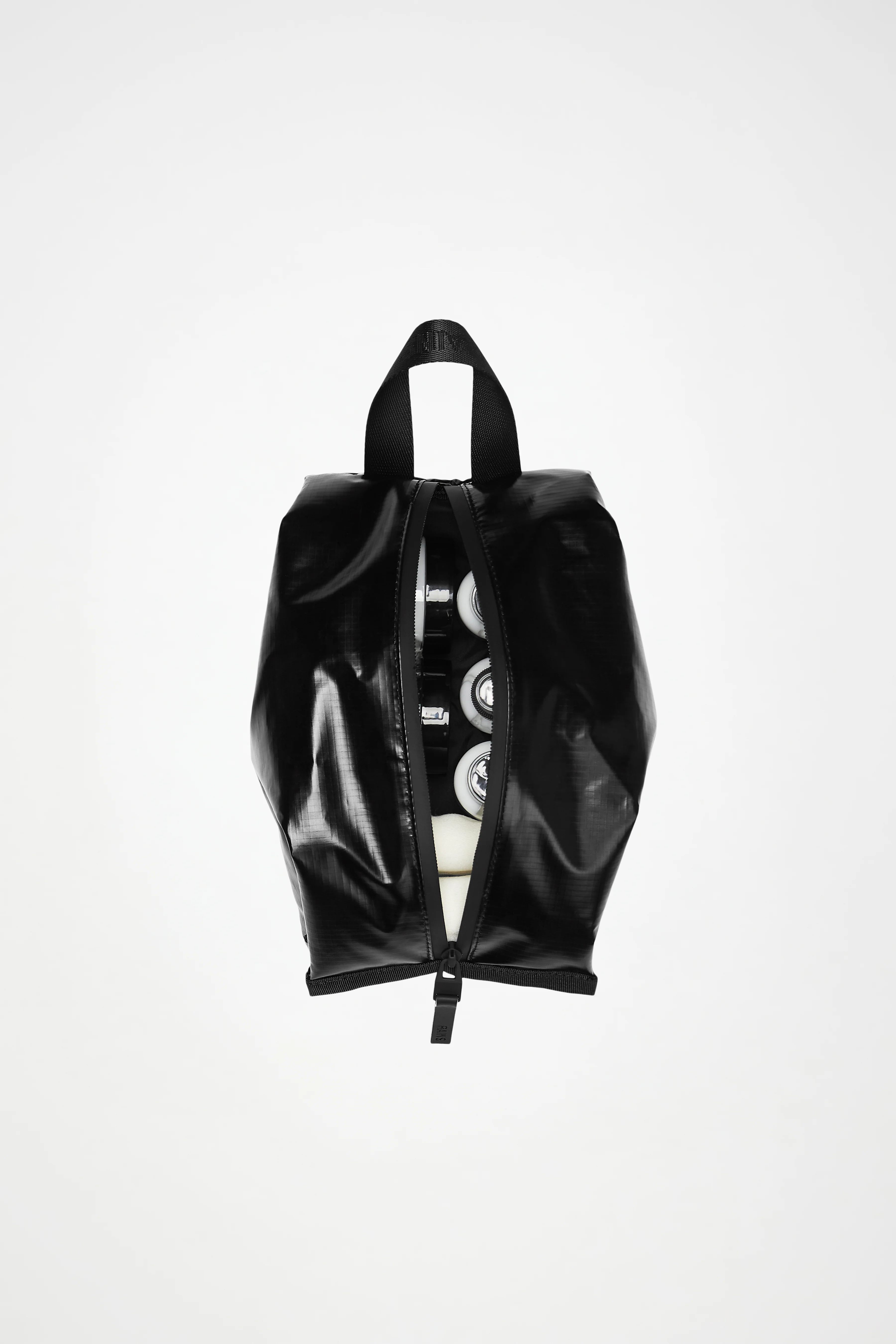 Sibu Wash Bag - Image 17