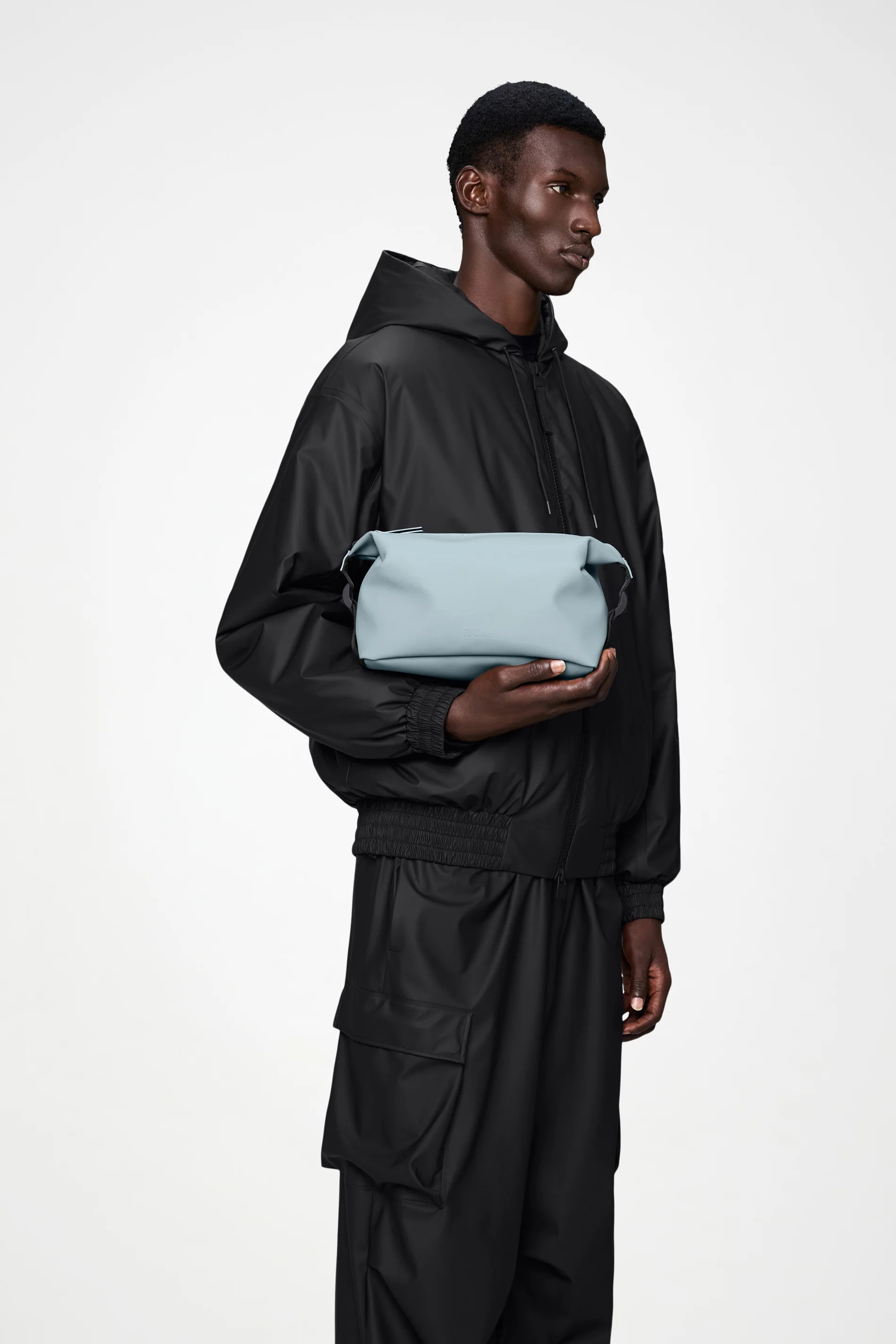 Hilo Wash Bag - Image 20