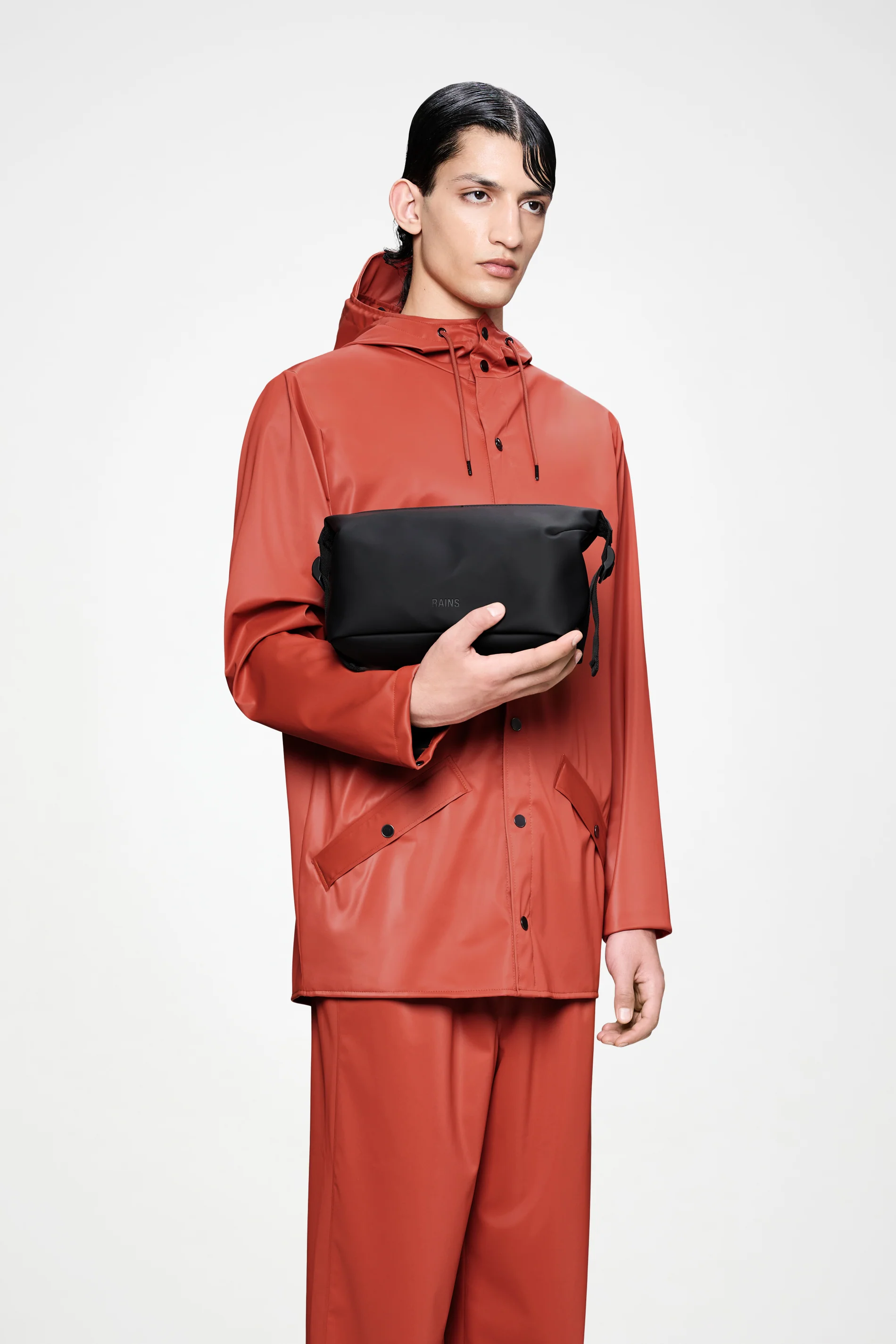 Hilo Wash Bag - Image 25